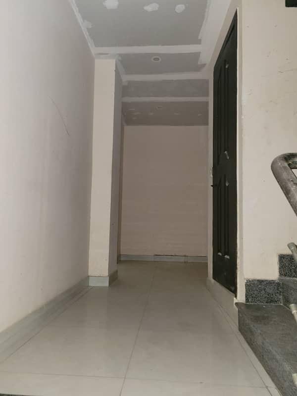 4 marla plaza for rent seventh floor with basment near GiGA mall 33