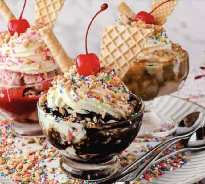 Ice Cream & Dessert Maker 0