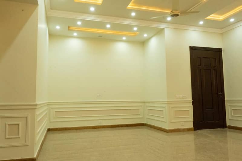 One Kanal Brand New Bungalow With Full Basement For Rent 7