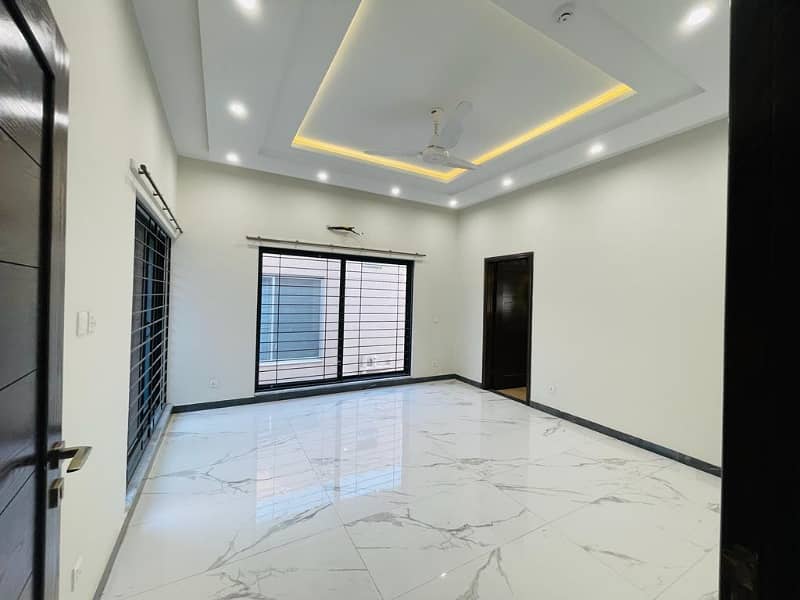 One Kanal Brand New Bungalow With Full Basement For Rent 15