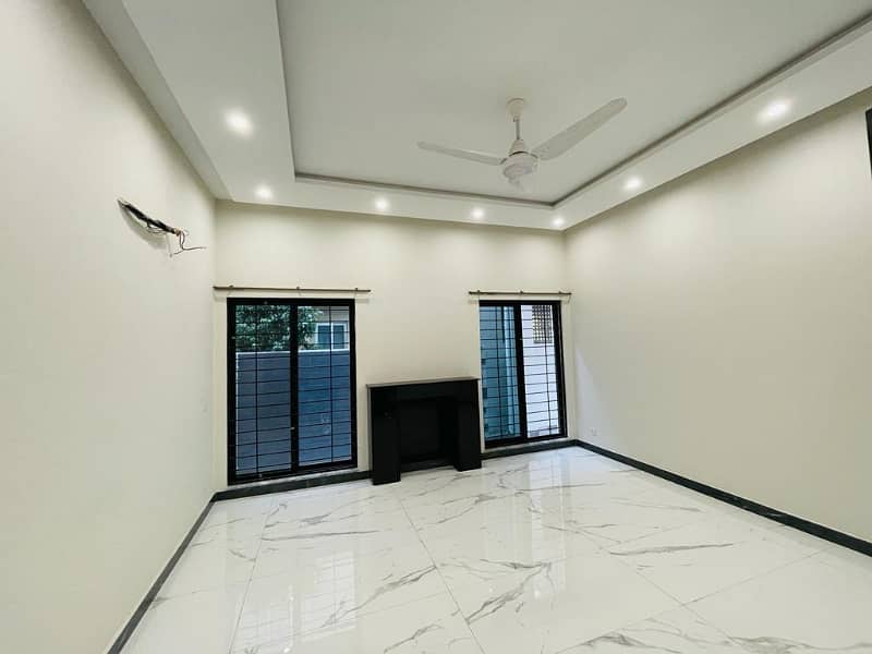 One Kanal Brand New Bungalow With Full Basement For Rent 25