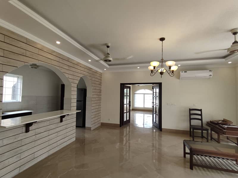 One Kanal Semi Furnished House Available On Rent Close To The Raya Phase 06 16