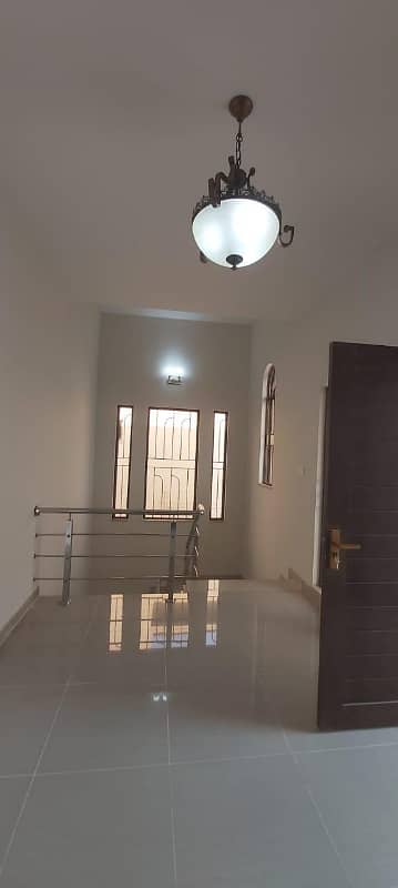 17 Marla 5 Bedroom Brig House Available for Sale in Askari 10 Sector-F Lahore Cantt 17