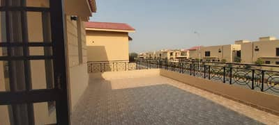 17 Marla 5 Bedroom Brig House Available for Sale in Askari 10 Sector-F Lahore Cantt