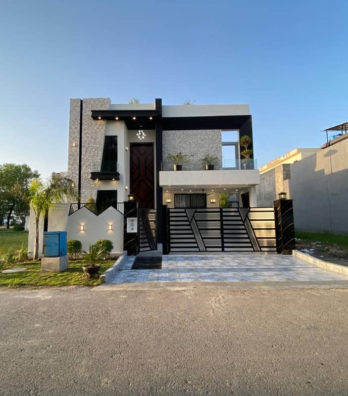 10 MARLA BRAND NEW SPANISH DESIGN DOUBLE STORY HOUSE AVAILABLE FOR SALE, IN CITI HOUSING GUJRANWALA 0