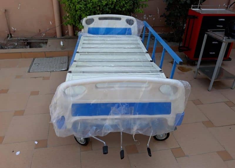 /Hospital furniture manufacturer/Patient bed/Hospital bed 1