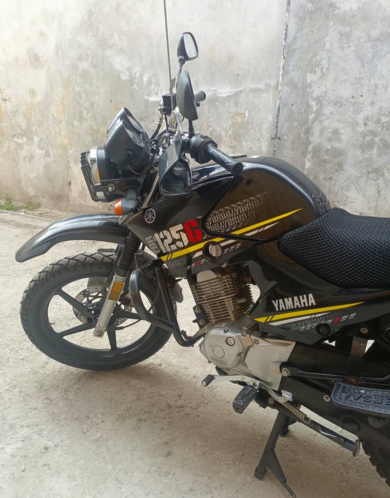 Yamaha YBR 125G 2022 7