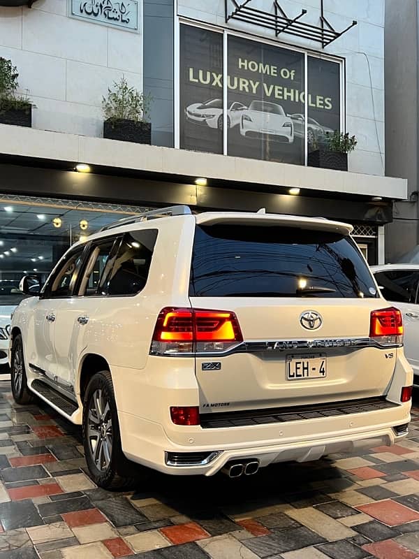 Toyota Land Cruiser Zx 2016 3