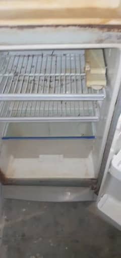 Dawlance Large Deep Freezer | Vertical Refrigerator