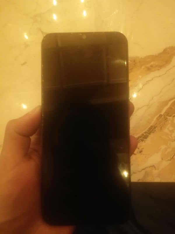 I selling tecno spark 7t. 0