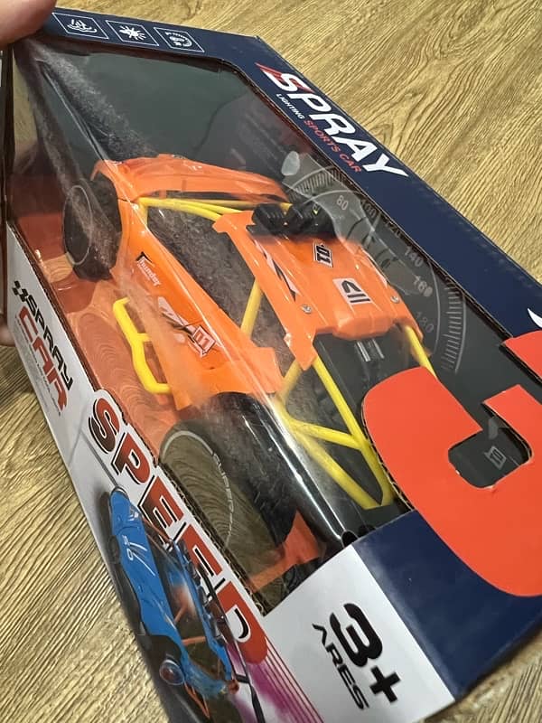 Spray Function Drifting High Speed Racing Remote Control Car Toy 9