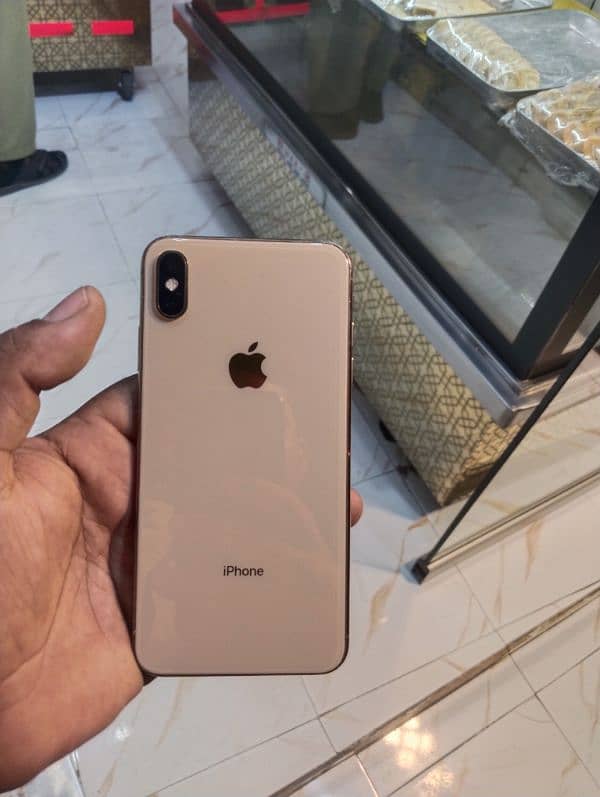 xs max Official PTA approved dual batry 89 256GB with box 5