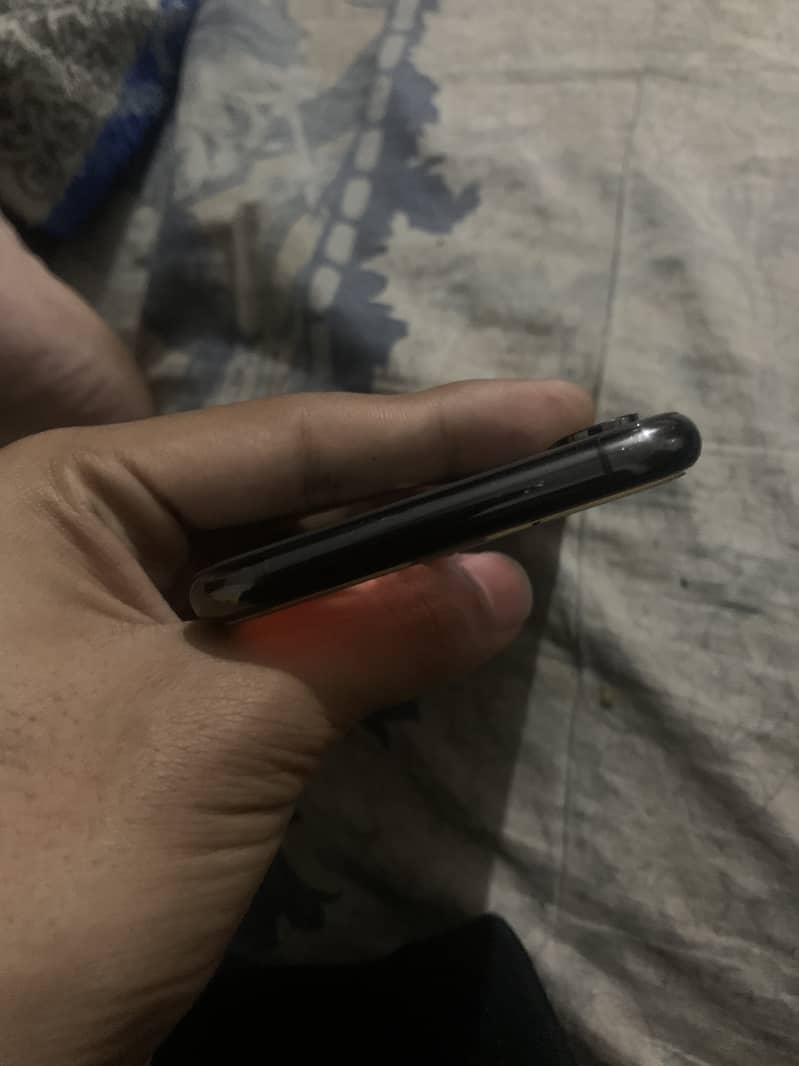 Iphone xs for sale 4