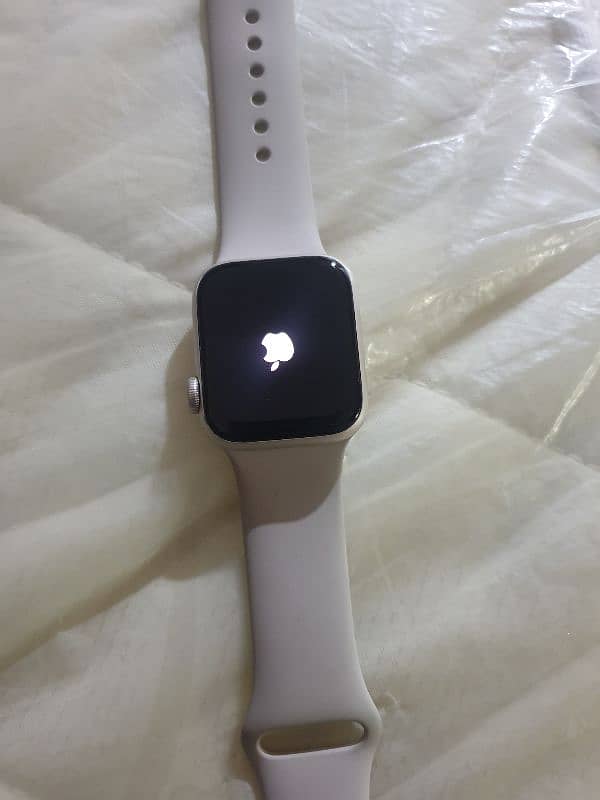 apple watch se starlight 2gen 40 mm 2