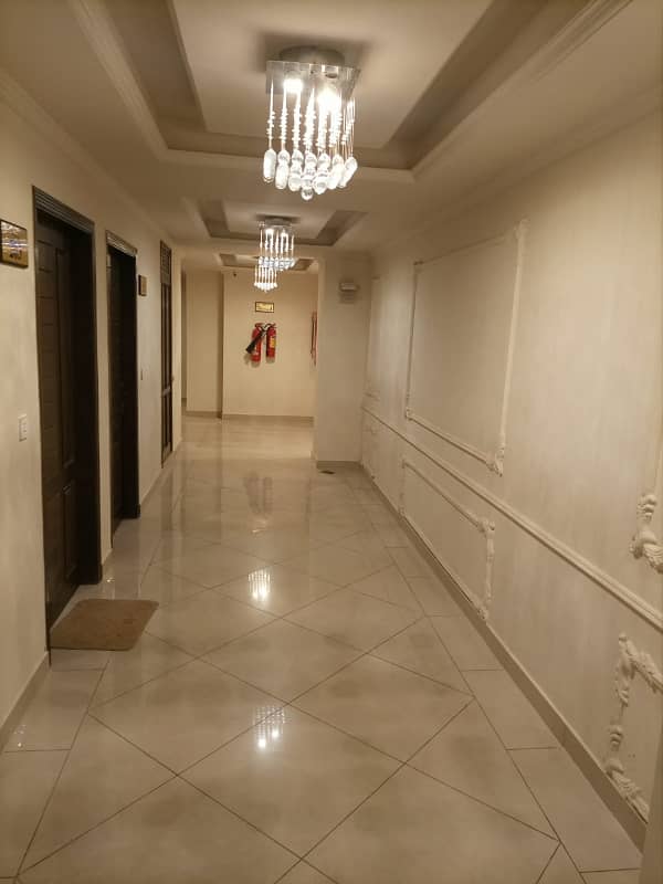 Par Day and short Time full furnish one BeD Room ment Available for rent Bahria Town Phase 6 family apartment 7