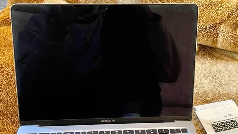 MacBook m1 512gb 17