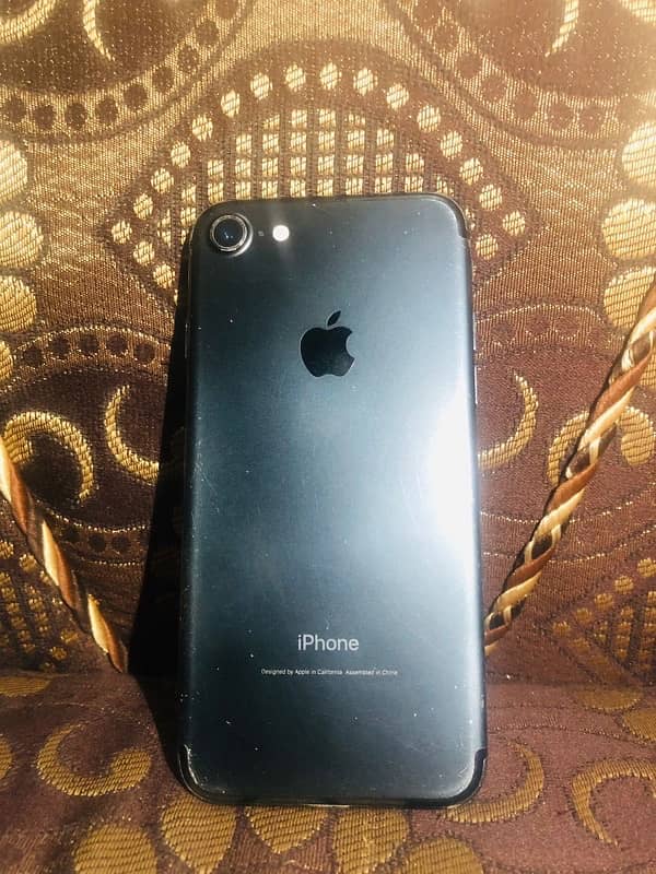 Iphone 7 128gb pta approved 2