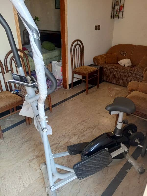 2 In 1 Elliptical Machine 4