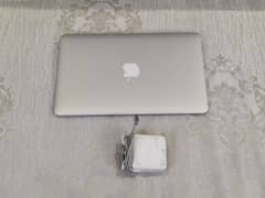 MacBook Air (11-inch, 2015)