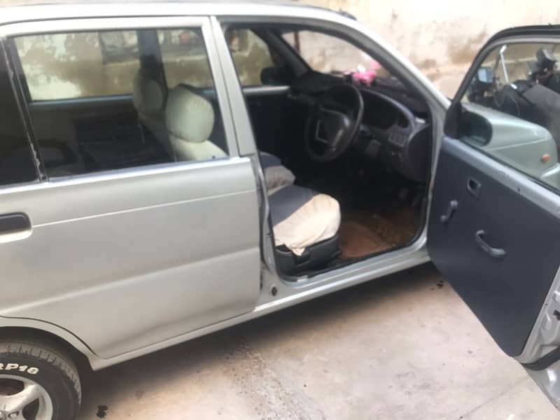 Daihatsu Cuore 2001 6