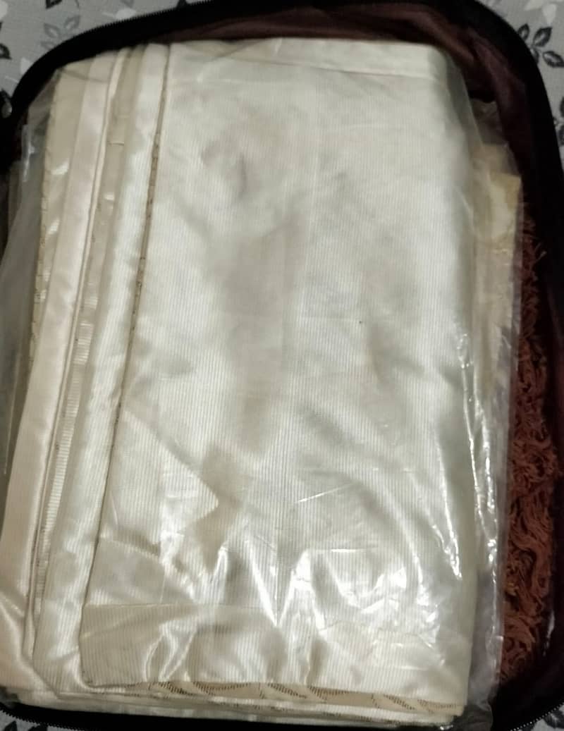 Lightly Used Hyper Star Bedsheet - Premium Quality with pillow covers 1