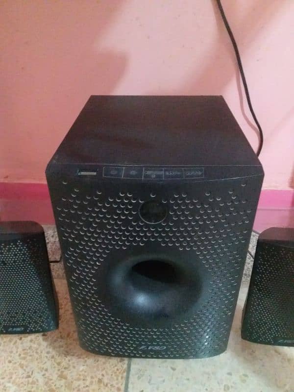 F&D 2.1 Bluetooth speakers 0