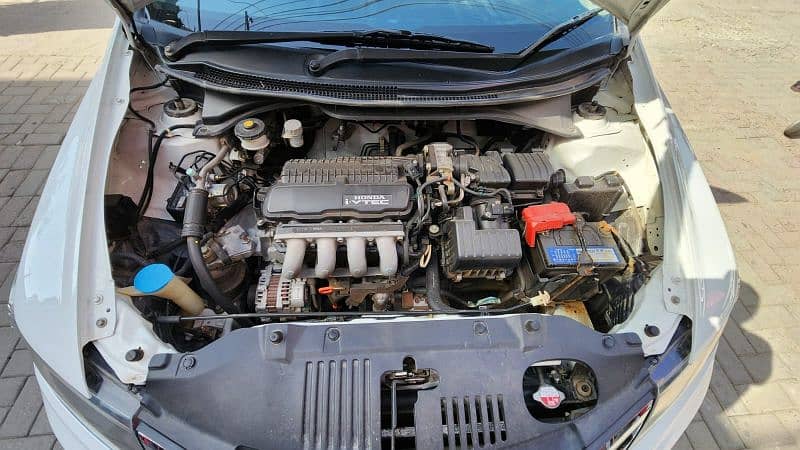 Honda City IVTEC 2016 1.3CC Engine 7