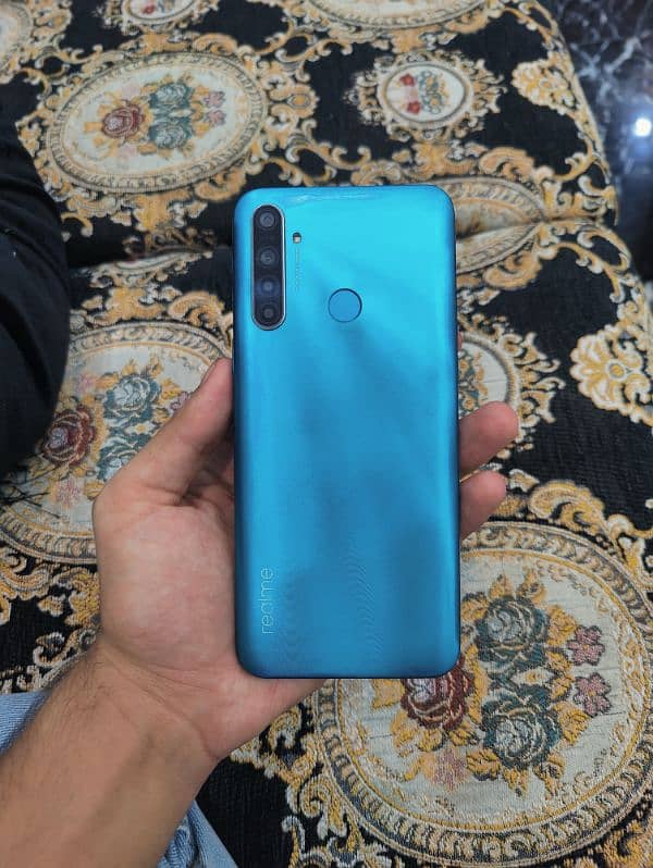 realme 5i 1