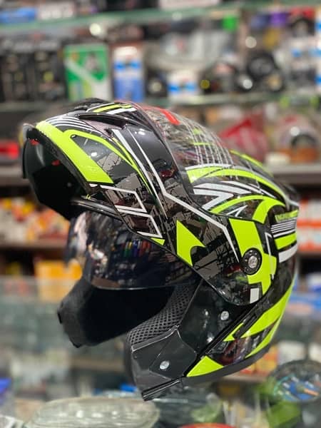 Anas Auto Line ( Rahim Yar Khan ) Ozone Helmets Dot approved 5