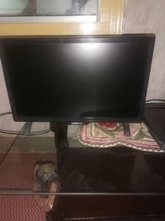 led 19 inch 1080p. . hdmi port