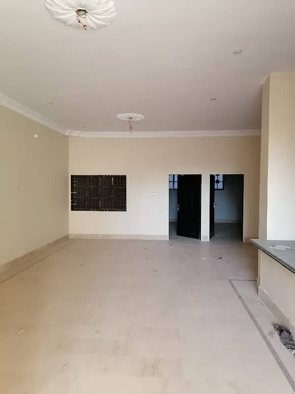 400 sqyd 3 bed dd corner portion available for rent 2