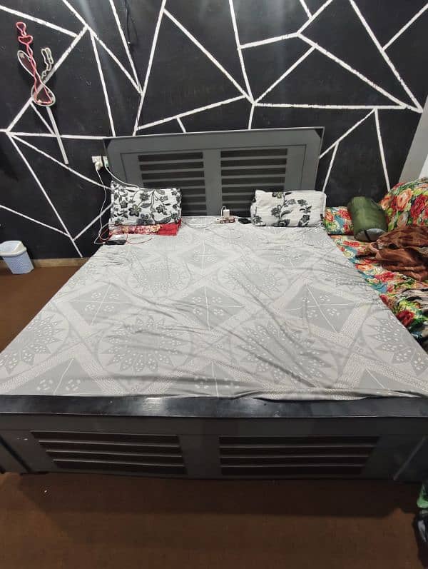 Dubel bed & Mattress for Sale 0