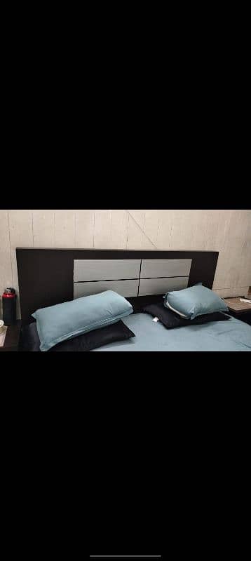 low bed set in advance style minimalistic 2