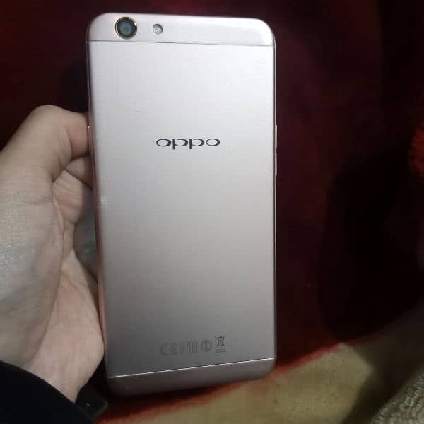 Oppo F1s 4