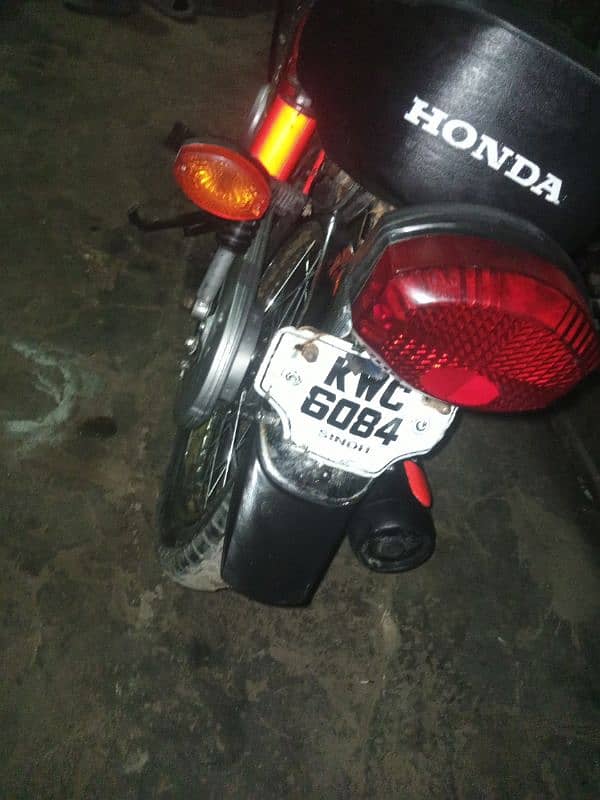 Honda 125 khanewal number 6