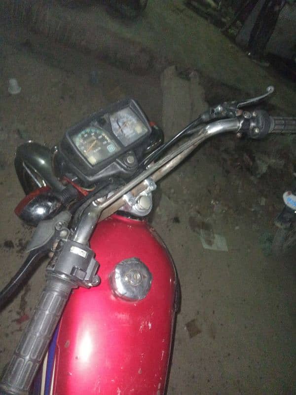 Honda 125 khanewal number 7