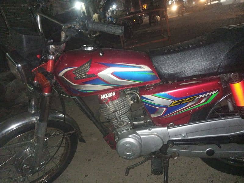 Honda 125 khanewal number 9