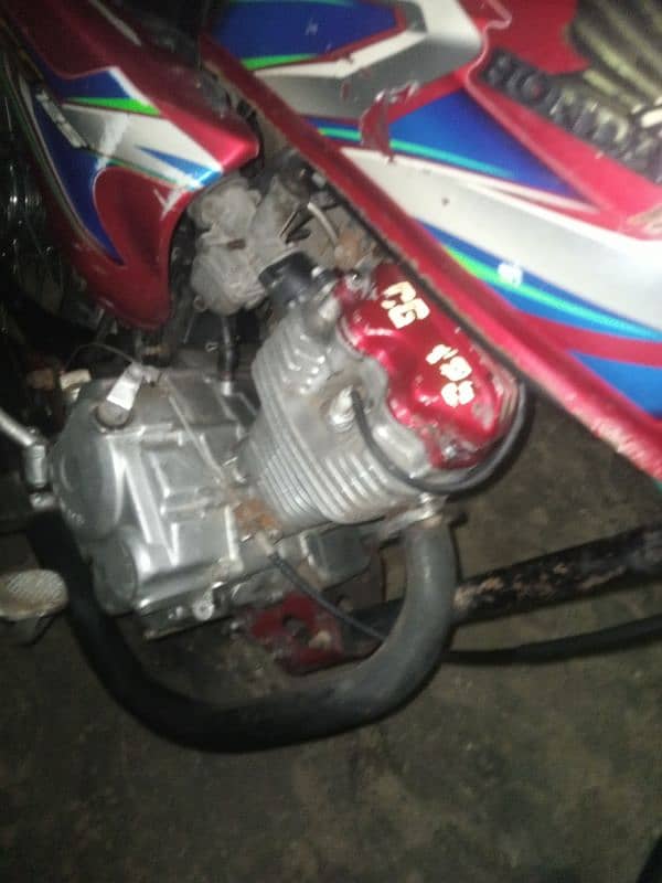 Honda 125 khanewal number 12