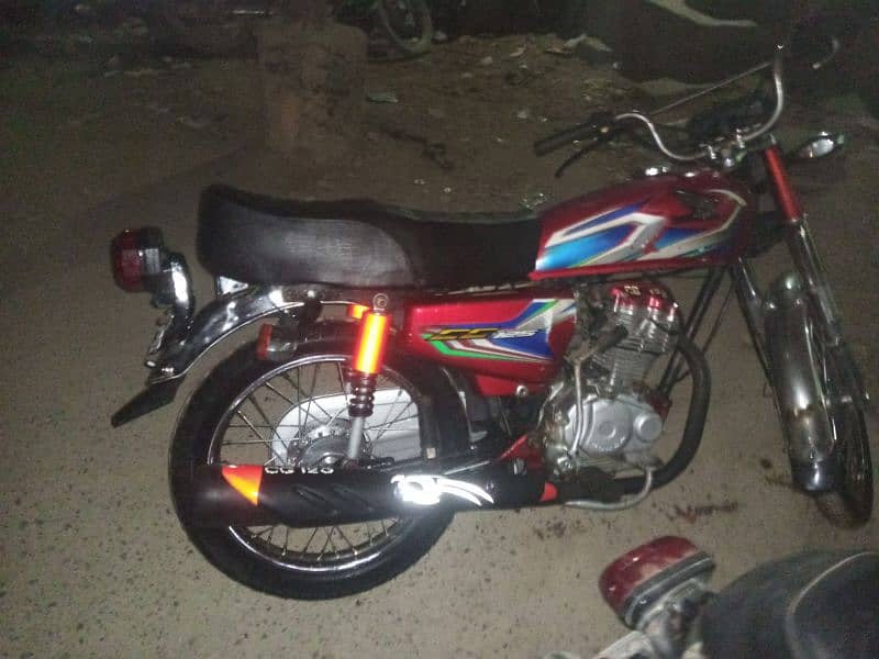 Honda 125 khanewal number 14