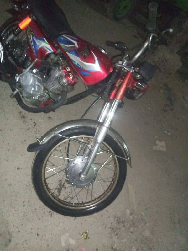 Honda 125 khanewal number 15