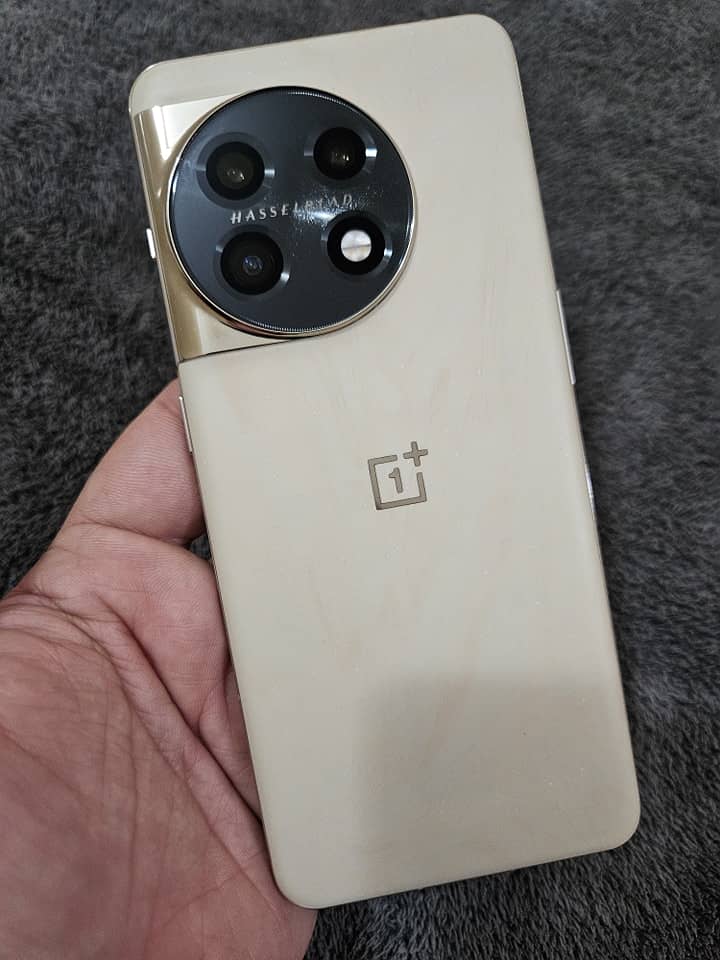 OnePlus 11 5G 1