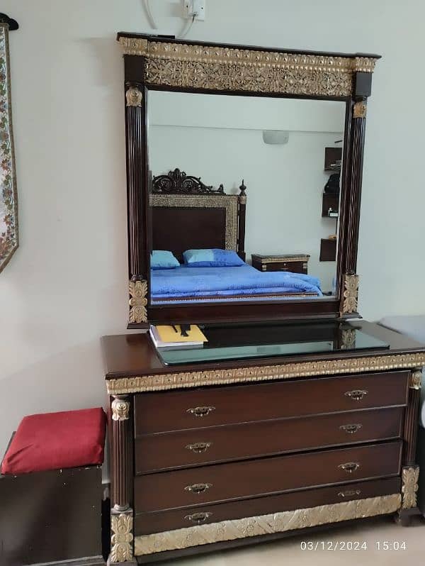 king size wooden bed with side tables and dressing table 3