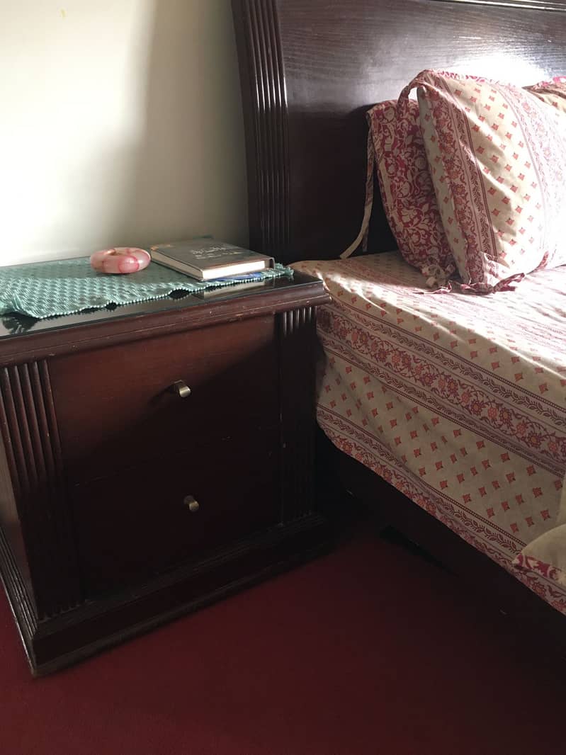 Bed with mattress + 2 Bed sides for sale 2