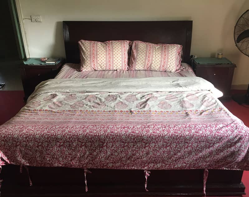 Bed with mattress + 2 Bed sides for sale 4