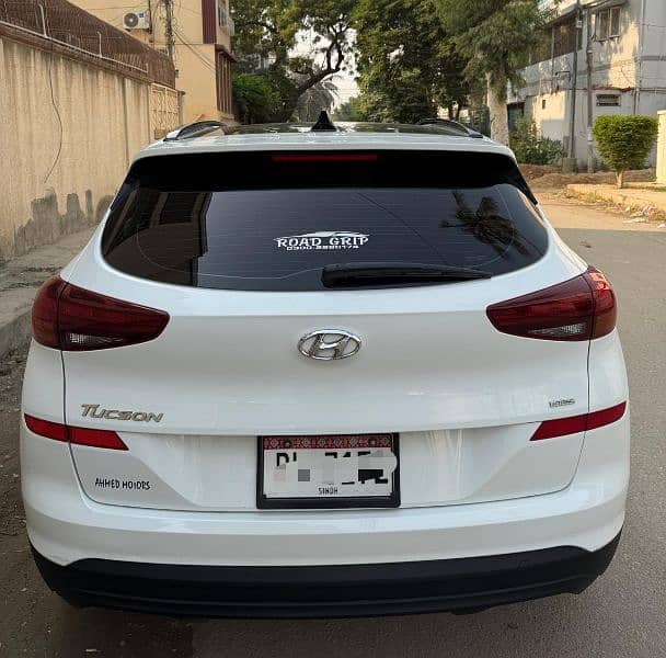 Hyundai Tucson 2023 Awd top of the line 2