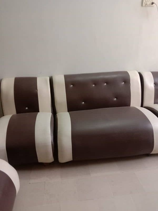 6 seater sofa set in good condition 2