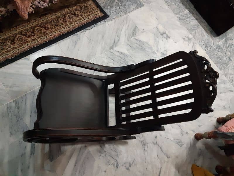 Rocking chair new condition 2