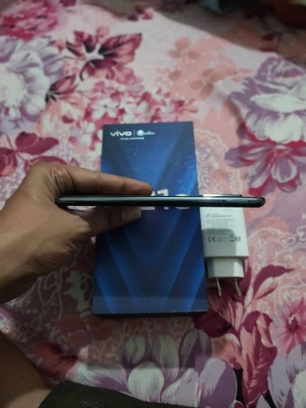 Vivo V21e for sale 1