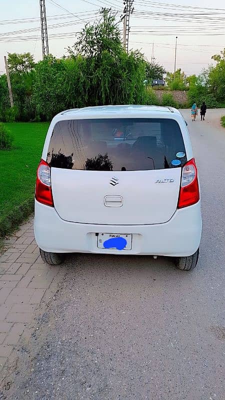 Suzuki Alto 2011 3