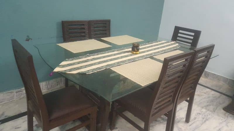 dinning table 0